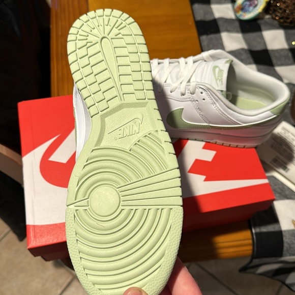Nike Dunks (NIB) - Picture 4 of 6